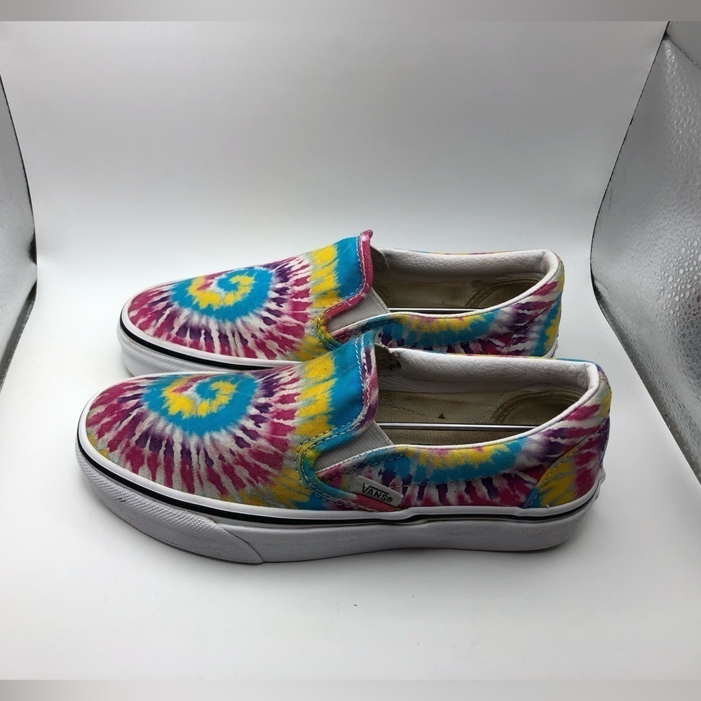 Vans tie dye loafers womens 5